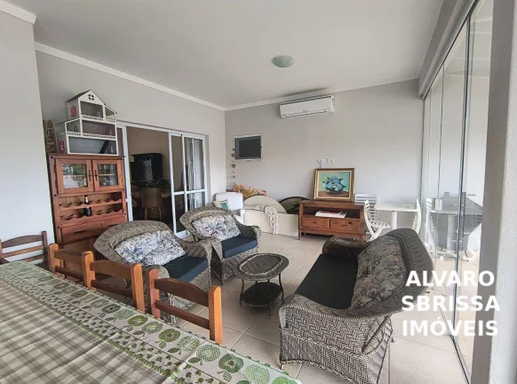Imagem Linda casa à venda com 3 suítes com closet inteira climatizada no Condomínio Palmeiras Imperiais em Salto SP