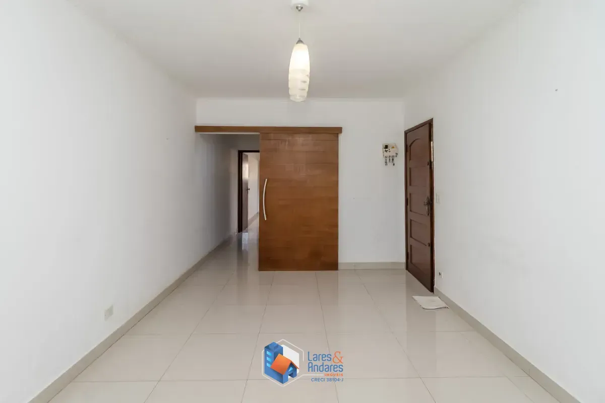 Imagem Sobrado para venda em Jardim Umuarama com 3 quartos, sendo 1 suíte, 180m²