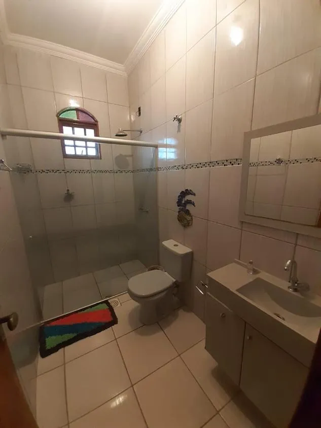 Imagem Vendo Lindíssimo Sítio em Itatiaiuçu/MG com 2 hectares (20.000 m²) de área