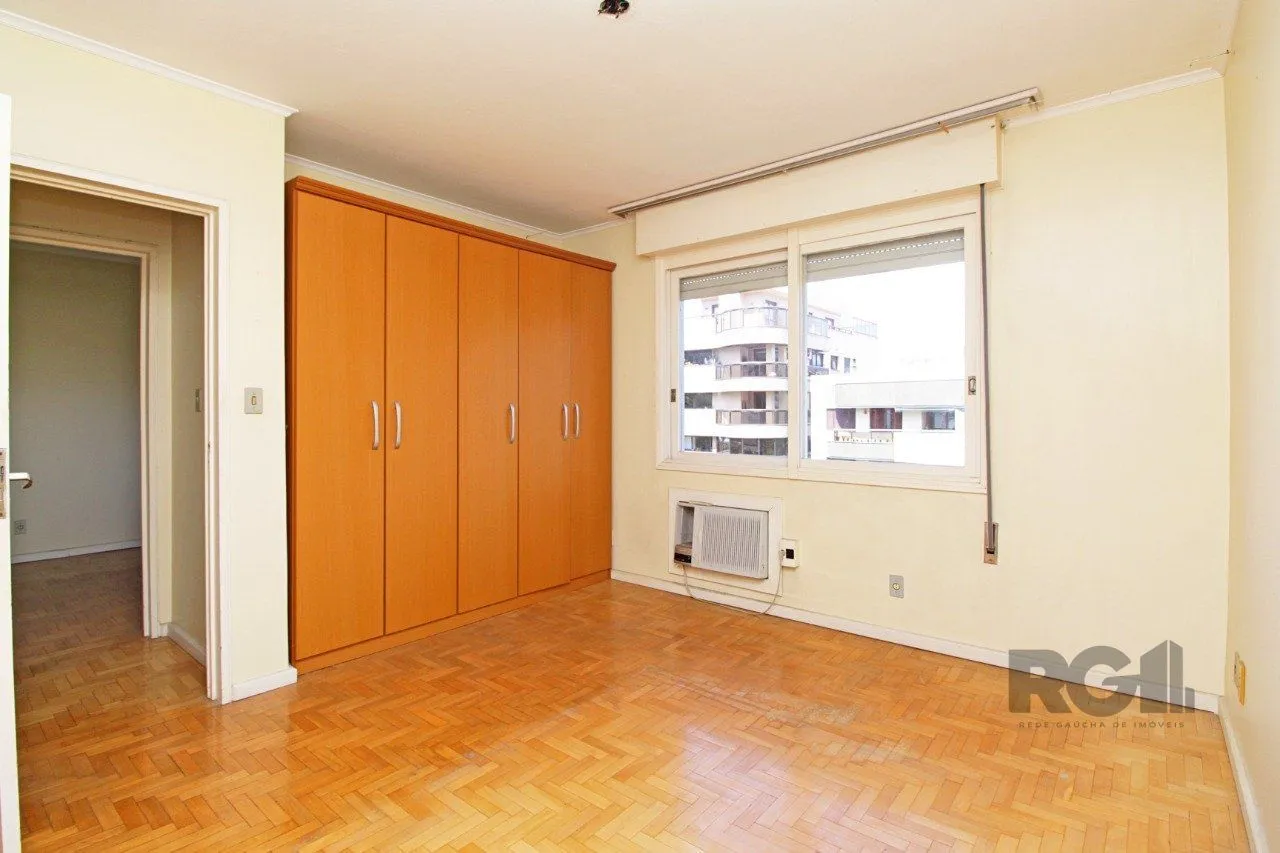 Imagem Venda Apartamento de três dormitórios, 01 vaga de garagem, com elevador