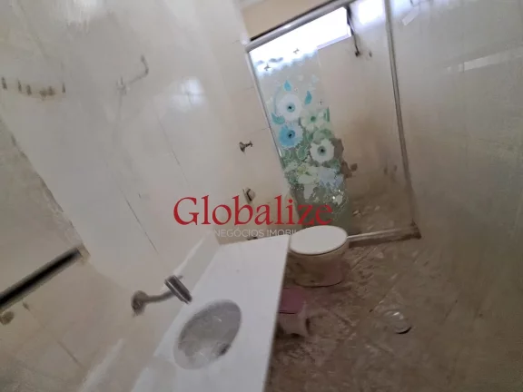 Imagem Apartamento à venda com 70m², 2 quartos, varanda, frente a praia por R$480.000,00 no José Menino em Santos