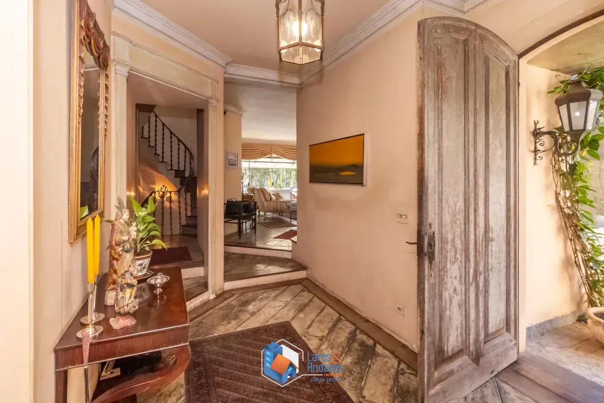 Imagem Casa para venda em Jardim Guedala com 5 quartos, sendo 2 suítes, 447m²