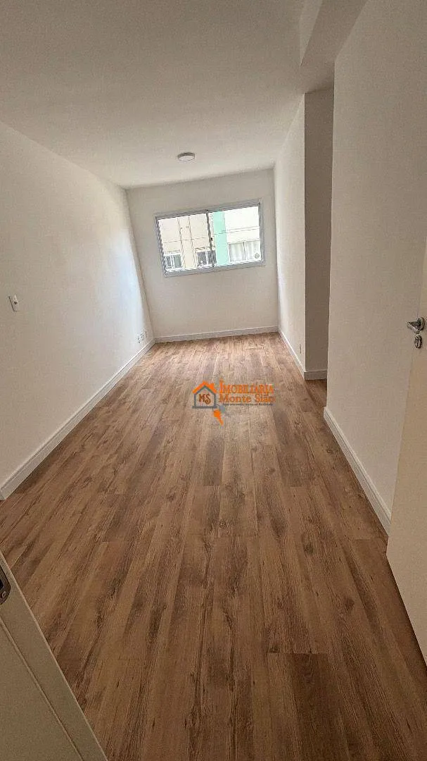 Imagem Apartamento com 2 dormitórios à venda por R$ 250.000,00 - O Pequeno Coração - Itaquaquecetuba/SP