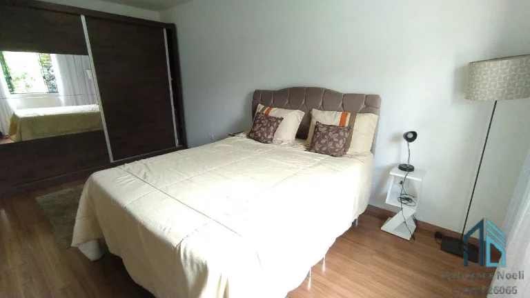 Imagem (PERMUTA) Casa a venda, 03 quartos c/suíte, ático, com amplo espaço nos fundos, no Campo Pequeno em Colombo PR