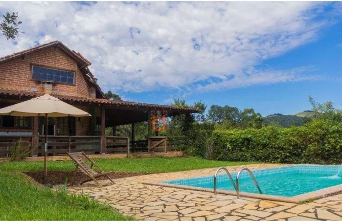 Imagem Sítio com 7 dormitórios à venda, 25000 m² por R$ 2.710.000,00 - Camanducaia - Camanducaia/MG