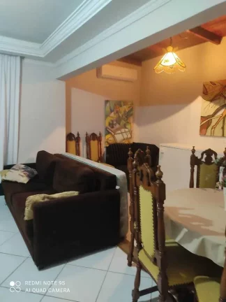 Imagem Apartamento com 2 dormitórios sendo 1 suíte e 1 vaga de garagem em Itapema/SC