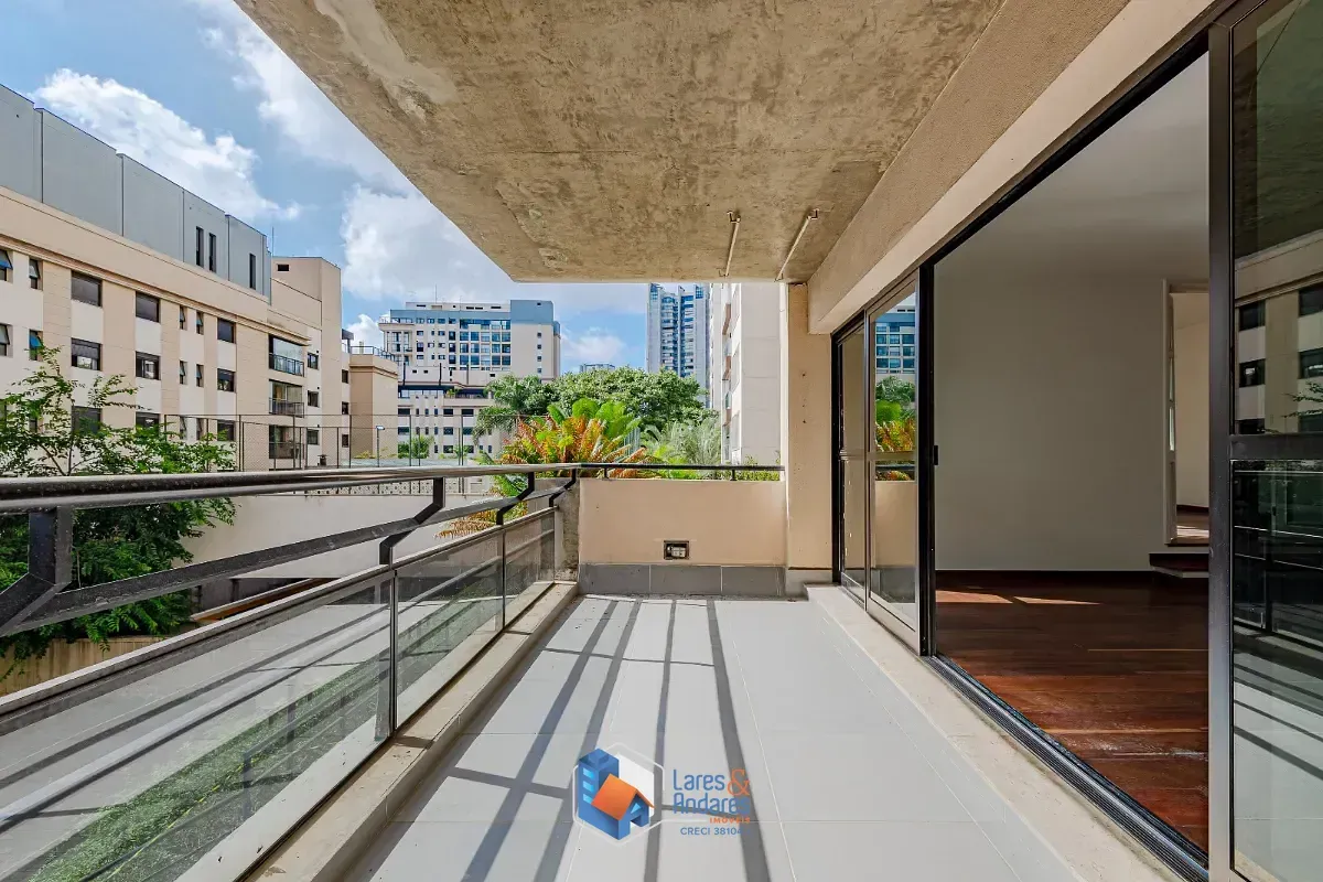 Imagem Apartamento para venda em Real Parque com 3 quartos, sendo 3 suítes, 240m²