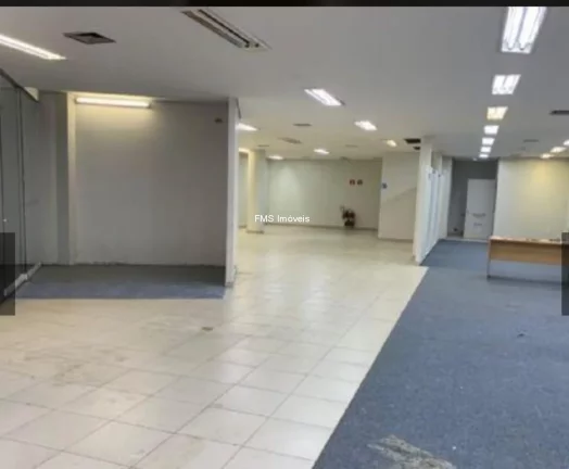 Imagem Loja com 576m² no Butantã.