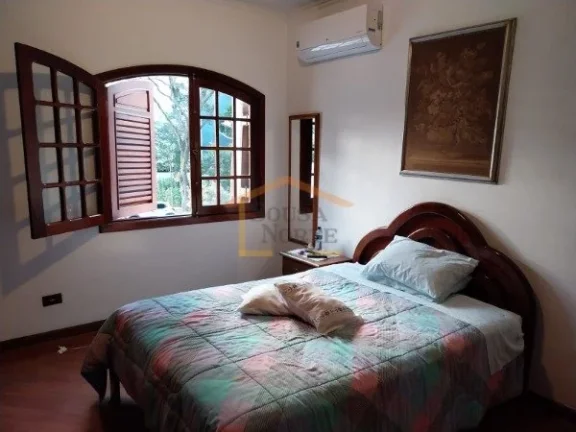 Imagem Casa em Condomínio fechado, 93m², 2 dormitórios, sala para 2 ambientes, 2 banheiros, sendo 1 lava...