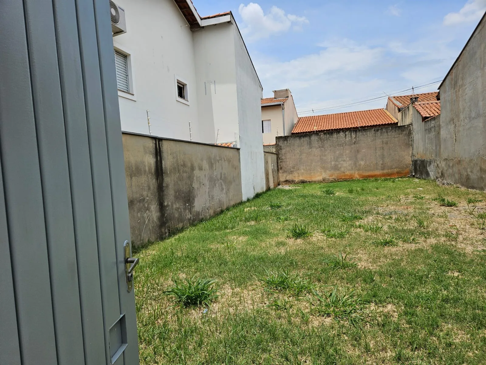 Imagem Oportunidade: Lindo Terreno no Wanel Ville 5