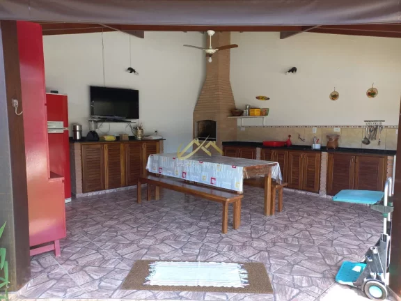 Imagem LINDA CASA EM CONDOMINIO FECHADO COM SEGURANÇA, LAGO E RIOS...