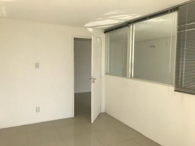 Imagem Sala comercial à venda em Porto Alegre, Centro Histórico