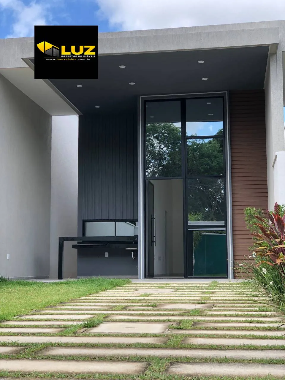 Imagem VILA CAPRI - CASAS PLANAS SOLTAS EM RUA SEM SAIDA NO EUSEBIO/CE
