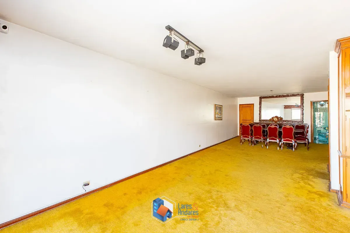 Imagem Apartamento para venda em Bom Retiro com 3 quartos, sendo 1 suíte, 254m²