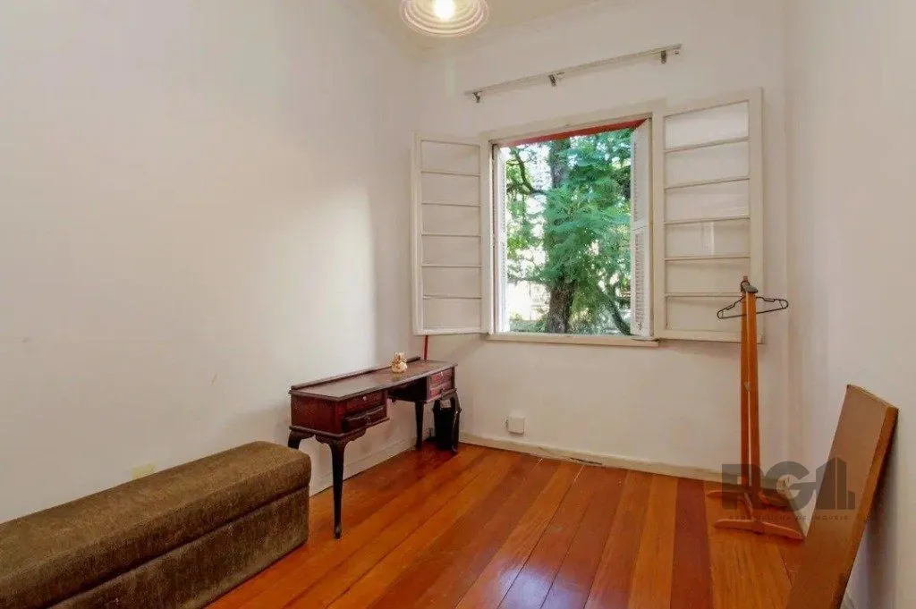 Imagem Casa 4 quartos no Bairro Bom Fim