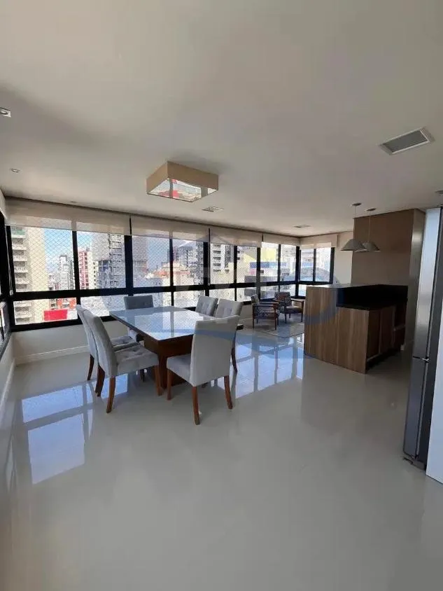 Imagem Apartamento a venda com 3 suites no centro de Torres/RS