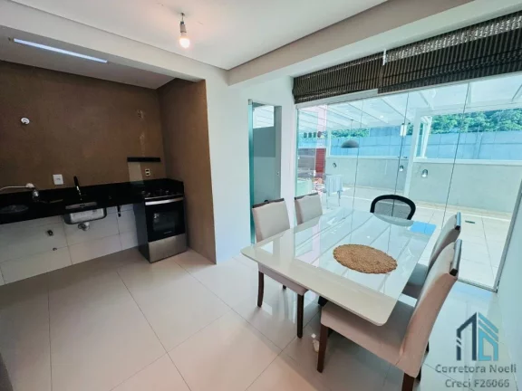 Imagem Cobertura com área gourmet, 03 quartos c/ suíte em Balneário Camboriú SC