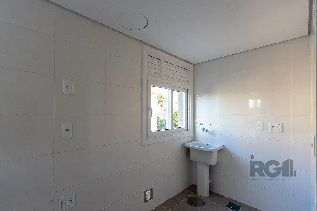Imagem Cobertura para Venda - 214.34m², 3 dormitórios, sendo 3 suites, 2 vagas - Tristeza