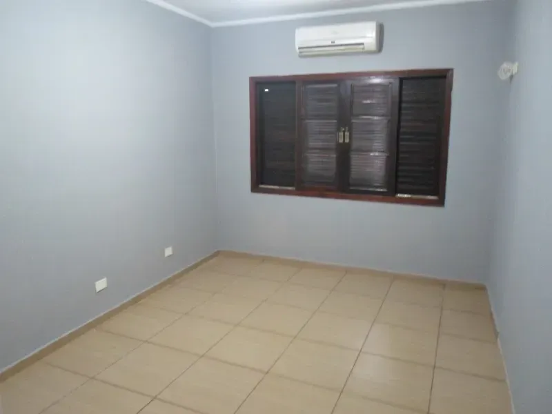 Imagem Casa com 3 Quartos à Venda, 125 metros em Jardim D'Abril - Osasco