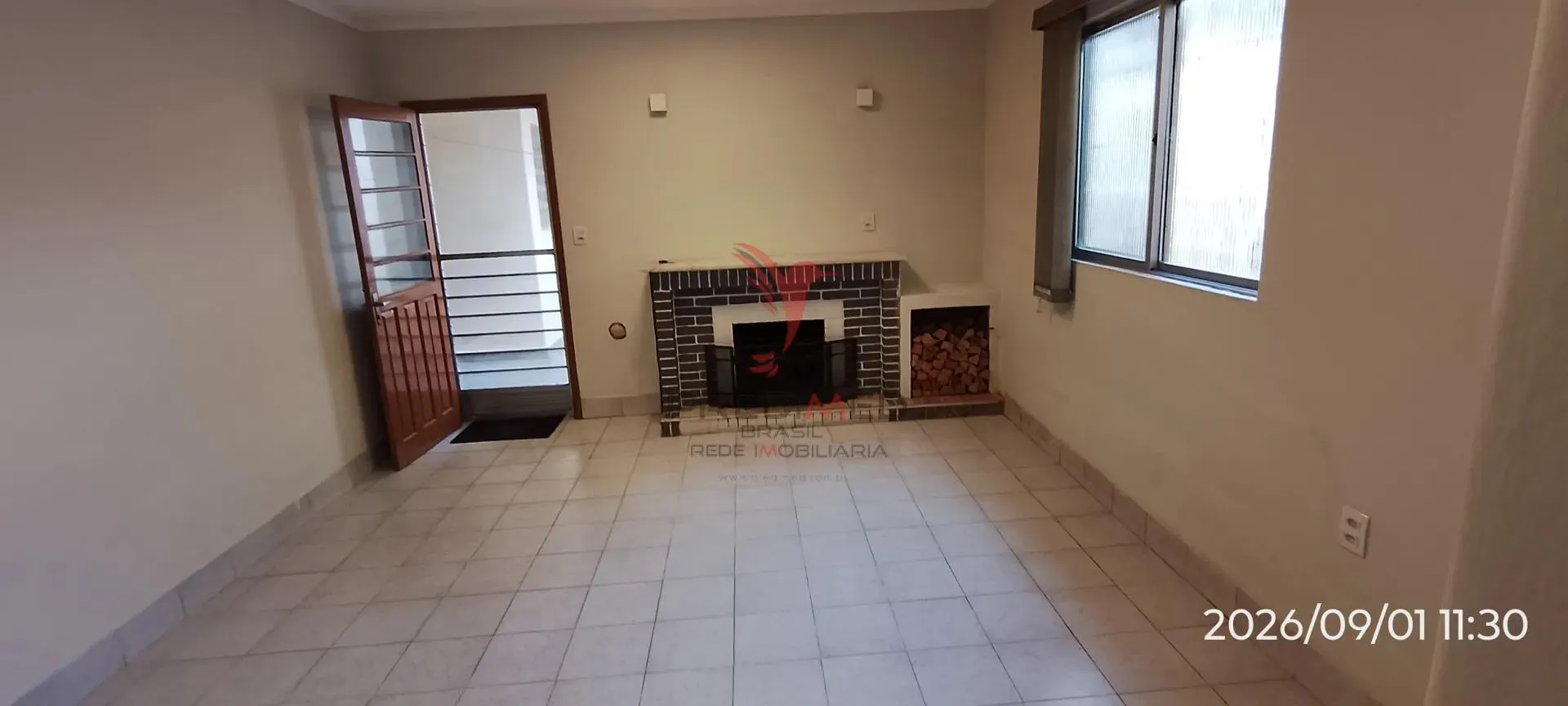 Imagem PRONTO PARA MORAR NO CENTRO: SOBRADO DE 3 DORMS, SUITE E 2 VAGAS