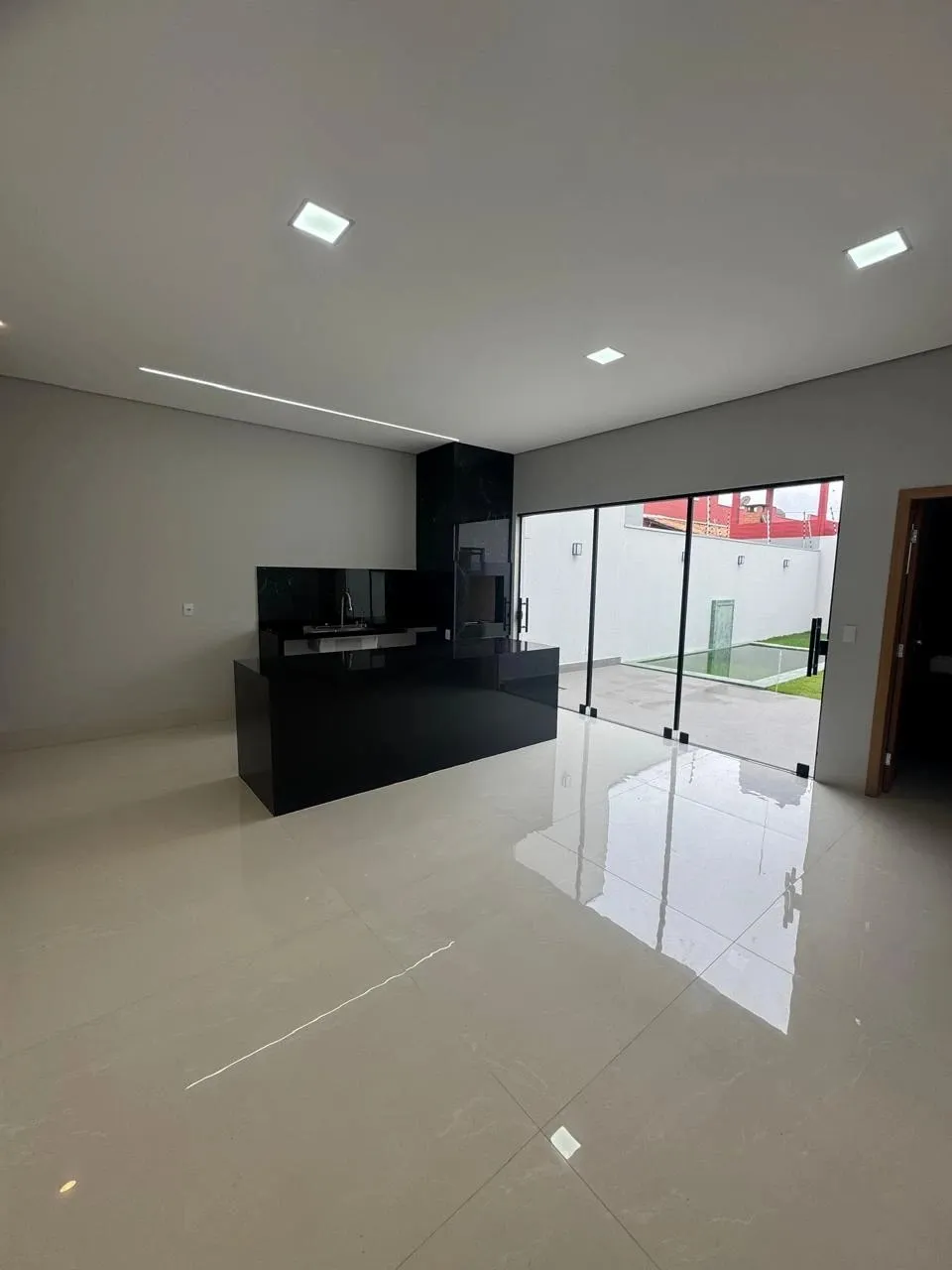 Imagem Casa com 3 quartos e quintal em Cuiabá Santa Cruz II