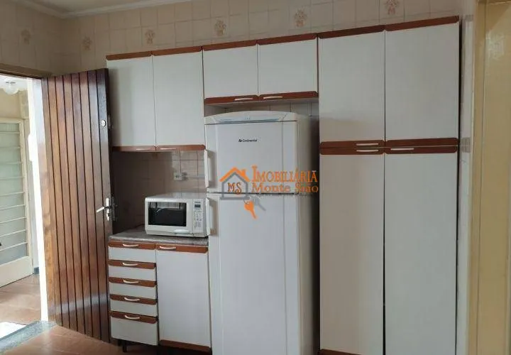 Imagem Casa com 3 dormitórios à venda, 288 m² por R$ 870.000,00 - Vila Galvão - Guarulhos/SP