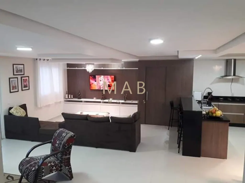 Imagem Cobertura de alto padrão à venda em Ingleses do Rio Vermelho, Florianópolis-SC: 3 quartos sendo 1 suíte, 2 salas, 2 banheiros, 1 vaga, 190m².