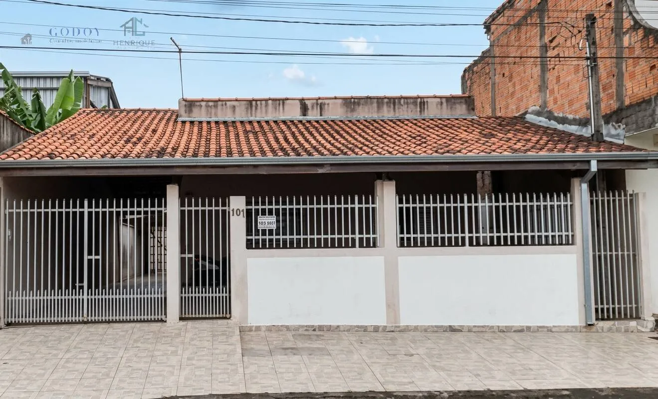 Foto do imóvel Excelente Casa com 233m² área construída e Edícula no Bairro Cidade Nova