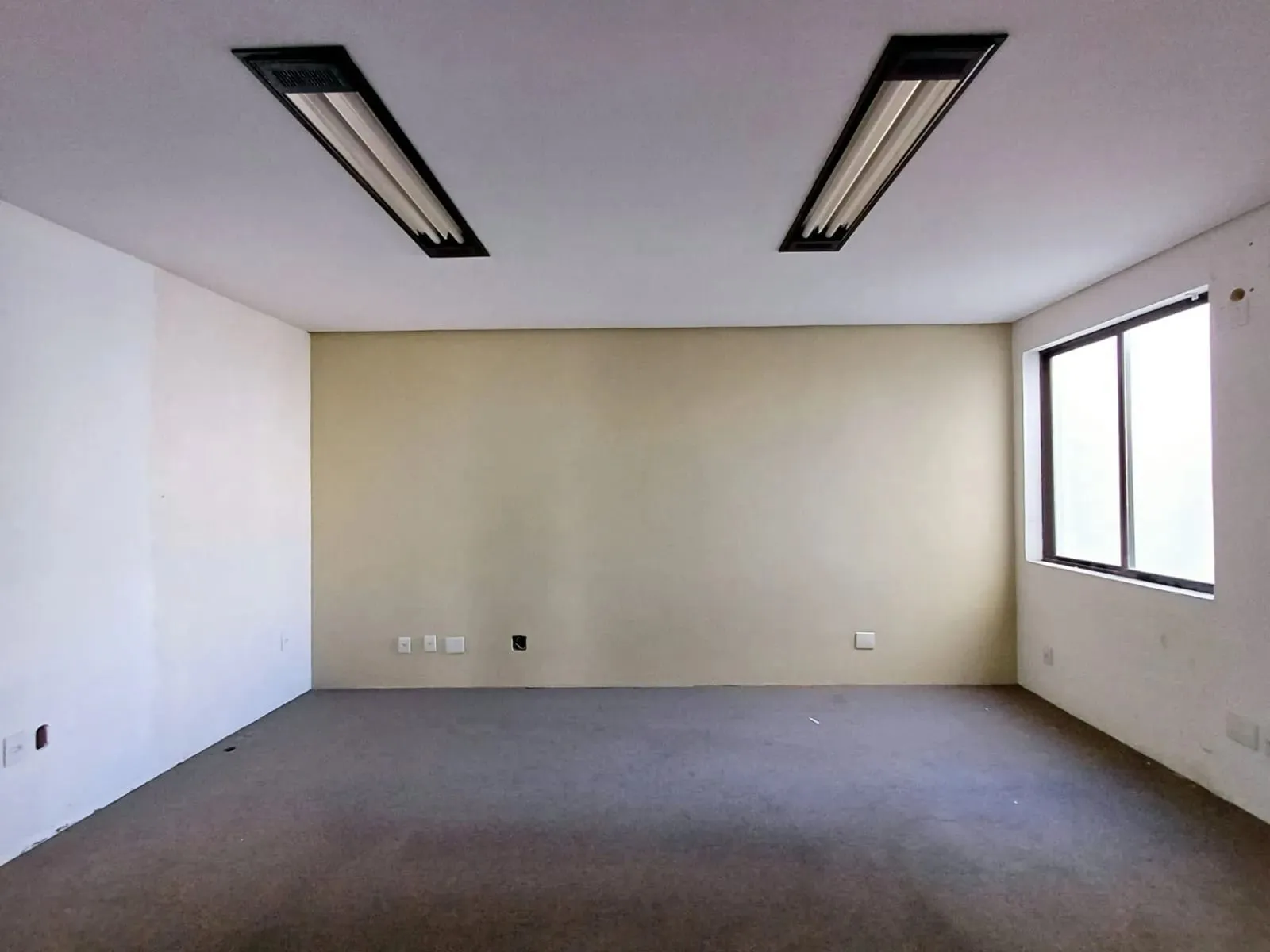 Imagem Predio comercial/Rua São Paulo esquini rua Brasil/1354m² Oportunidade