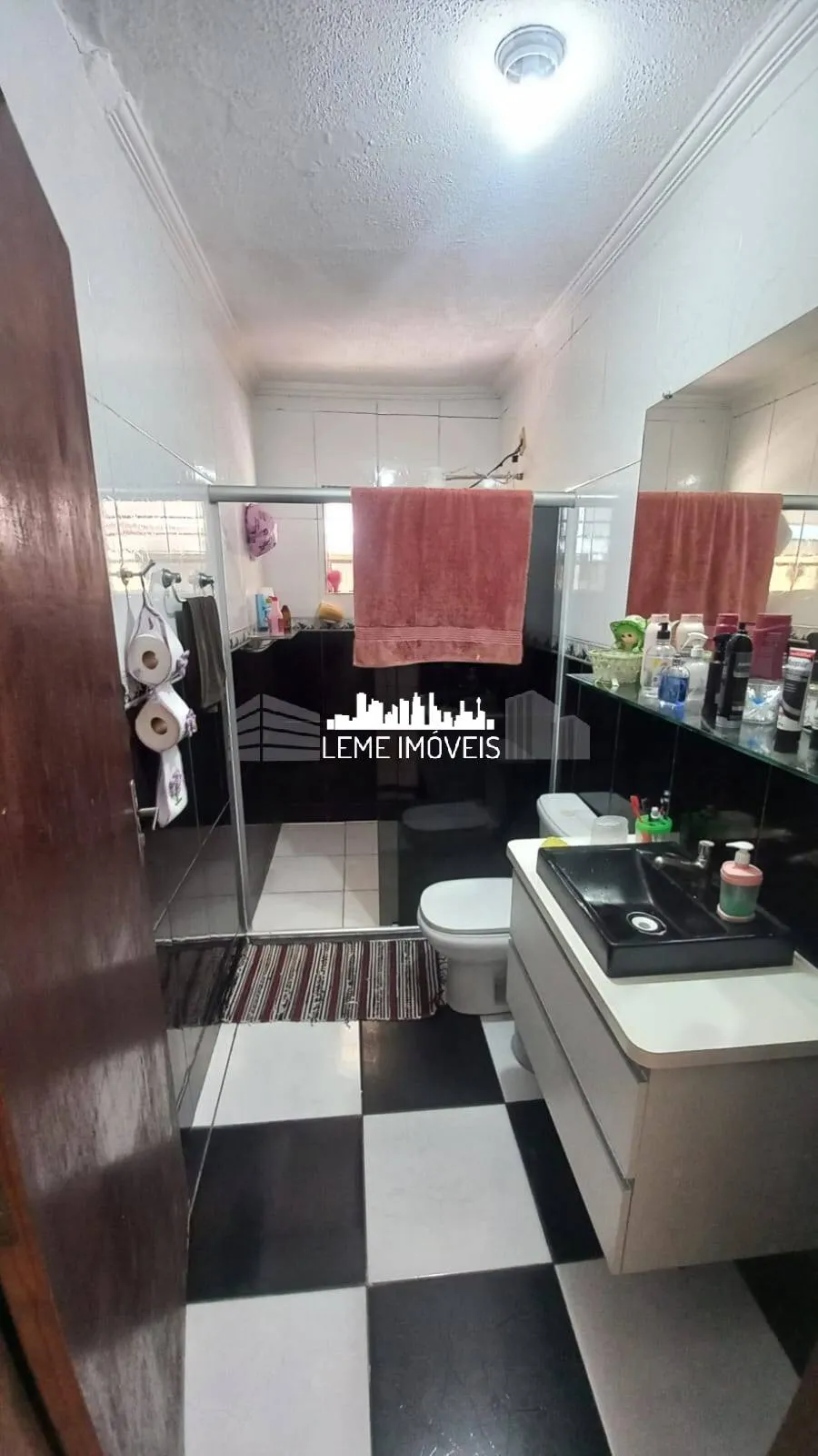Imagem CASA TÉRREA EM TERRENO MEDINDO 340,00M² COM ESCRITURA!!!