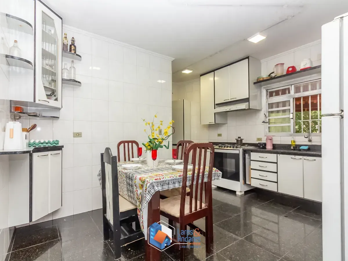 Imagem Sobrado para venda em Pirituba com 3 quartos, sendo 3 suítes, 247m²