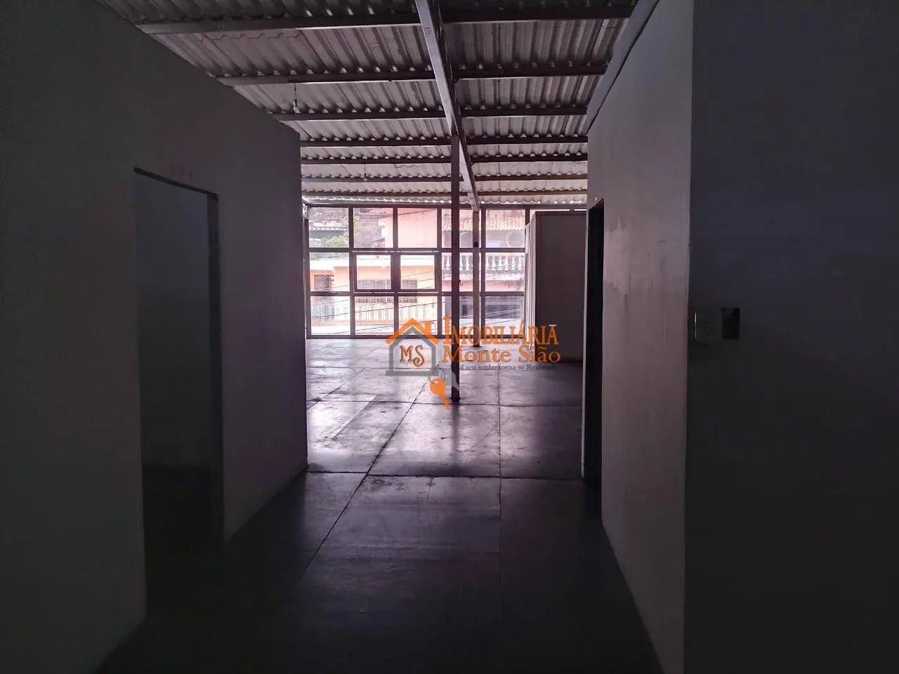 Imagem Galpão à venda, 290 m² por R$ 800.000,00 - Jardim Rosa de Franca - Guarulhos/SP