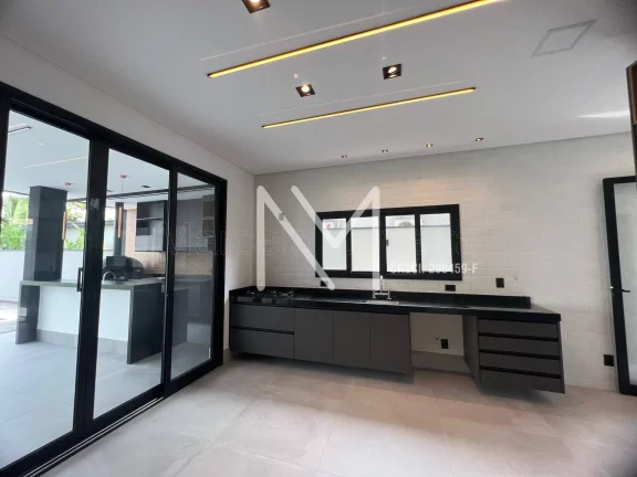 Imagem Casa Alto Padrão para venda 4 Suítes 1 Master 367m² - Bairro Urbanova