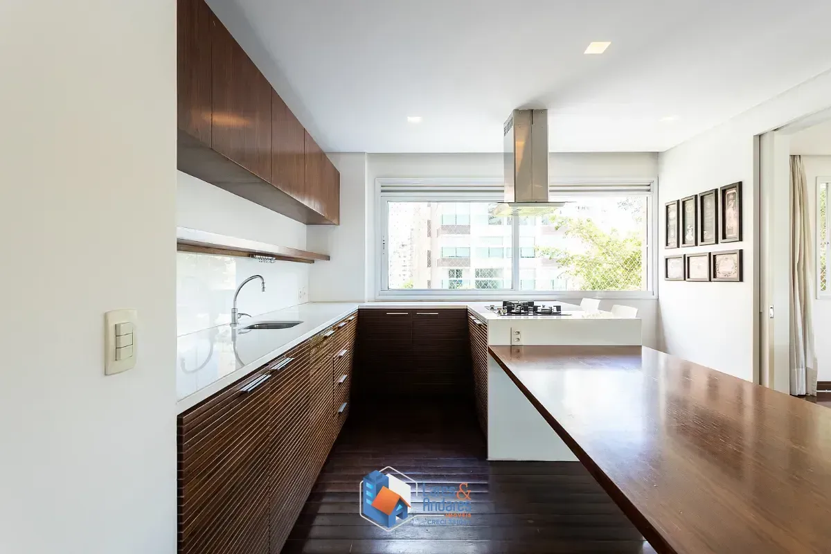 Imagem Apartamento para venda em Perdizes com 3 quartos, sendo 3 suítes, 267m²