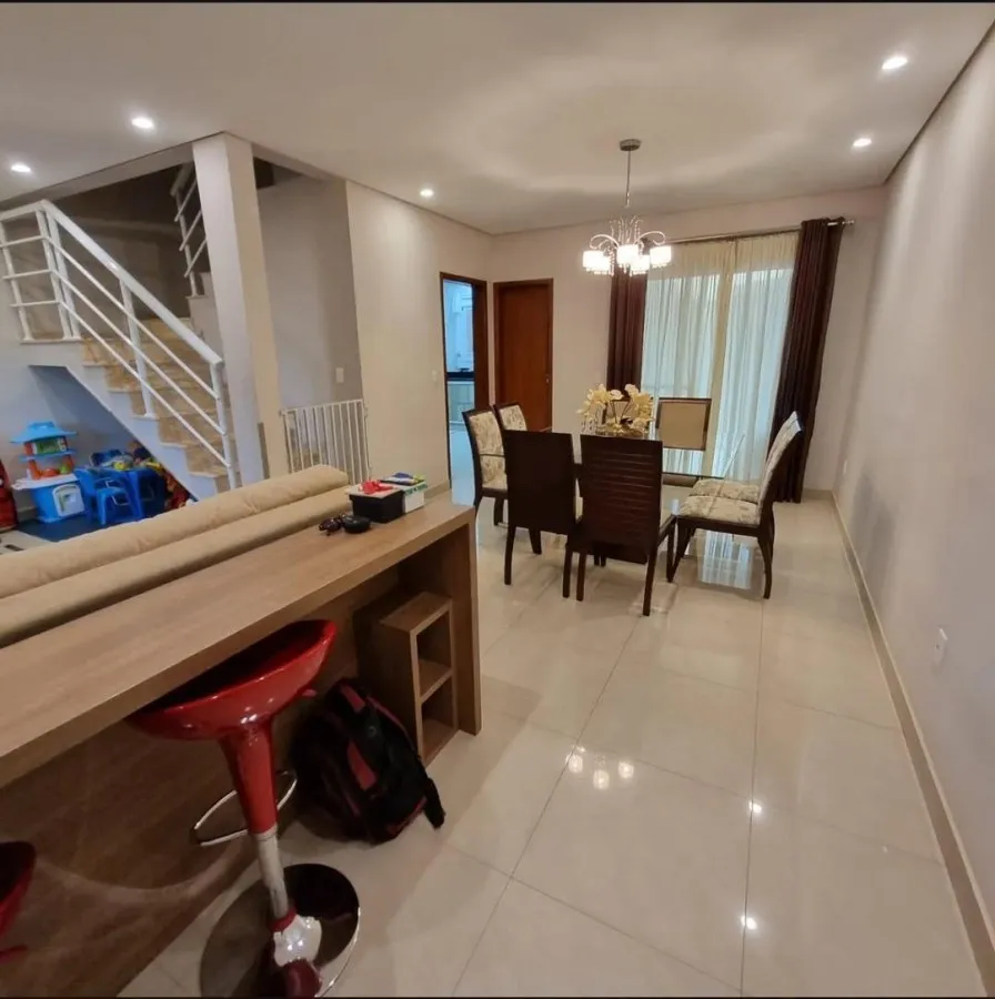 Imagem Sobrado em Condomínio para Venda em Sumaré, Residencial Real Parque Sumaré, 3 dormitórios, 1 suíte, 3 banheiros, 4 vagas