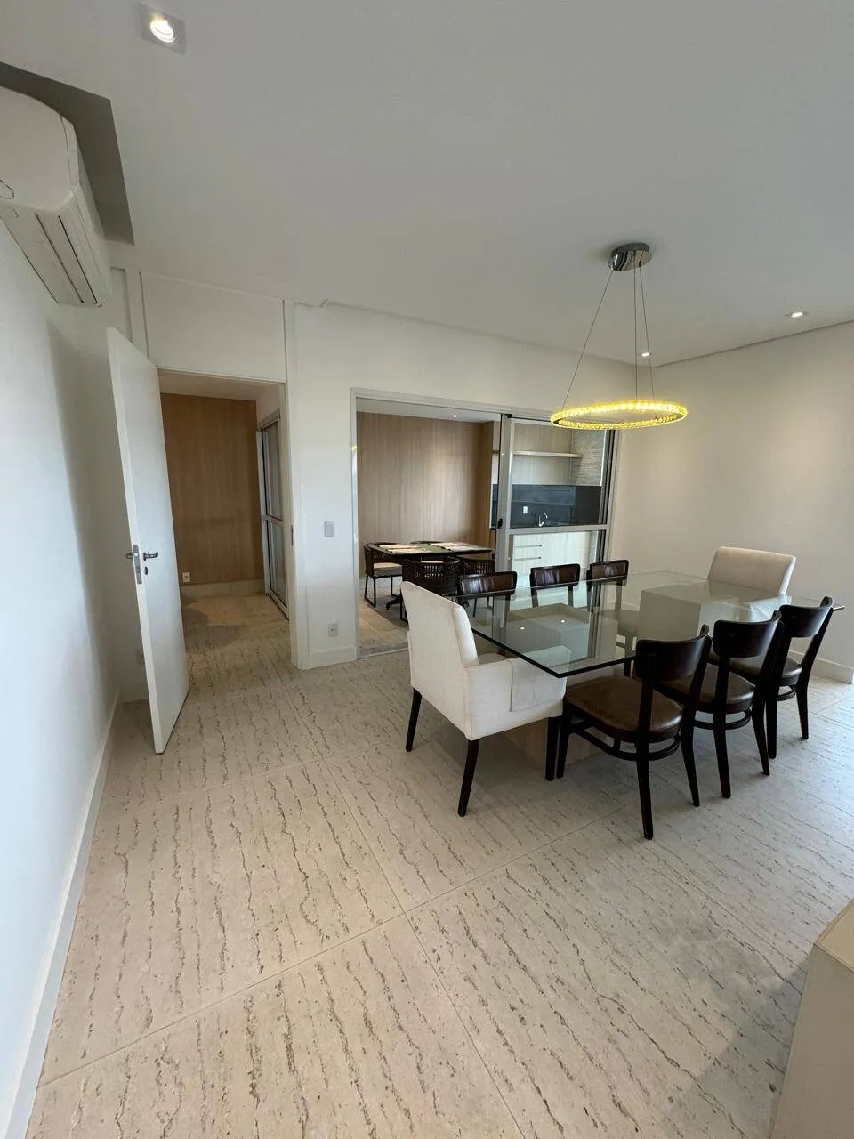 Imagem Apartamento Mobiliado no Centro de Alphaville - 3 Suítes e Sacada Gourmet