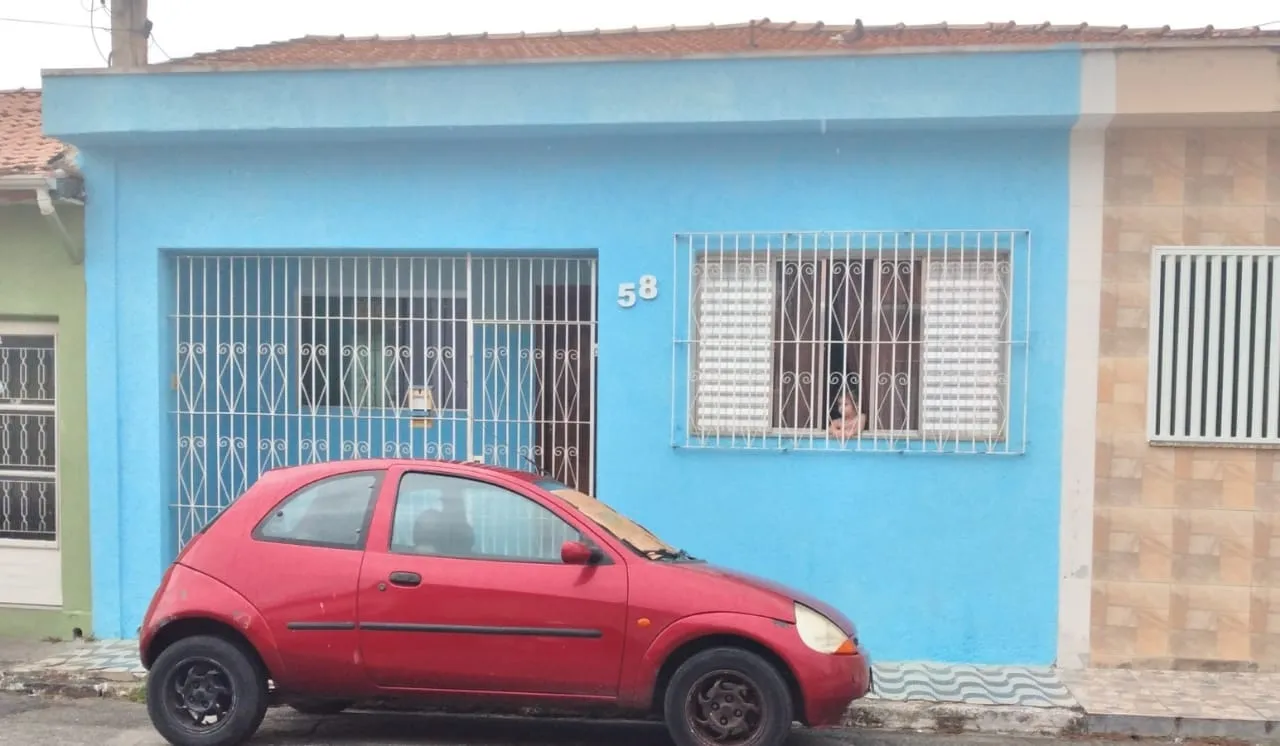 Imagem Casa à venda 2 Quartos, 1 Vaga, 175.5M², Campinho, Guaratinguetá - SP