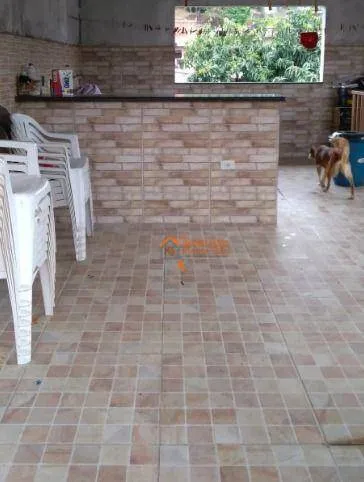 Imagem Sobrado com 3 dormitórios à venda, 200 m² por R$ 954.000,00 - Cidade Soberana - Guarulhos/SP