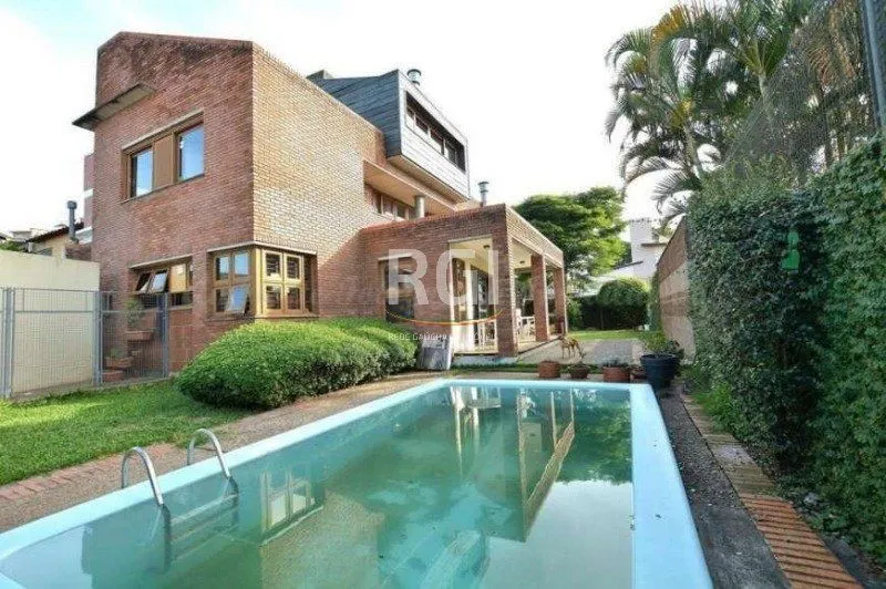 Imagem Casa para Venda - 276m², 3 dormitórios, sendo 1 suites, 5 vagas - Medianeira