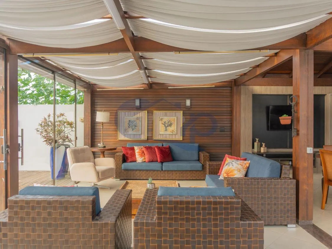 Imagem Casa de Alto Padrao com 4 Dormitorios, Piscina Aquecida e Espaço Gourmet no Centenario, em Torres/RS