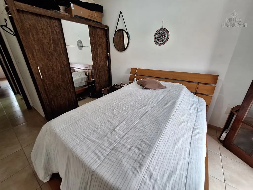 Imagem Casa de condomínio 2 dormitórios com piscina em Mongaguá