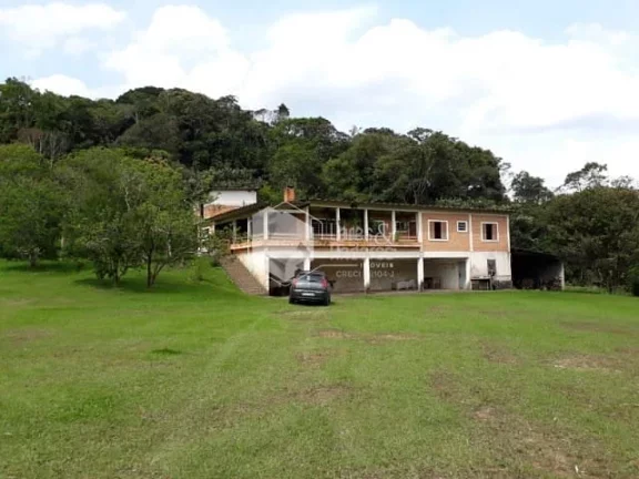 Imagem Chácara à venda, com 144.000m² com Plantas frutíferas, espaço gramado, 3 lagos com nascentes, Casa com 4 Dorm, lareira e muito mais - Embu-Guaçu, SP