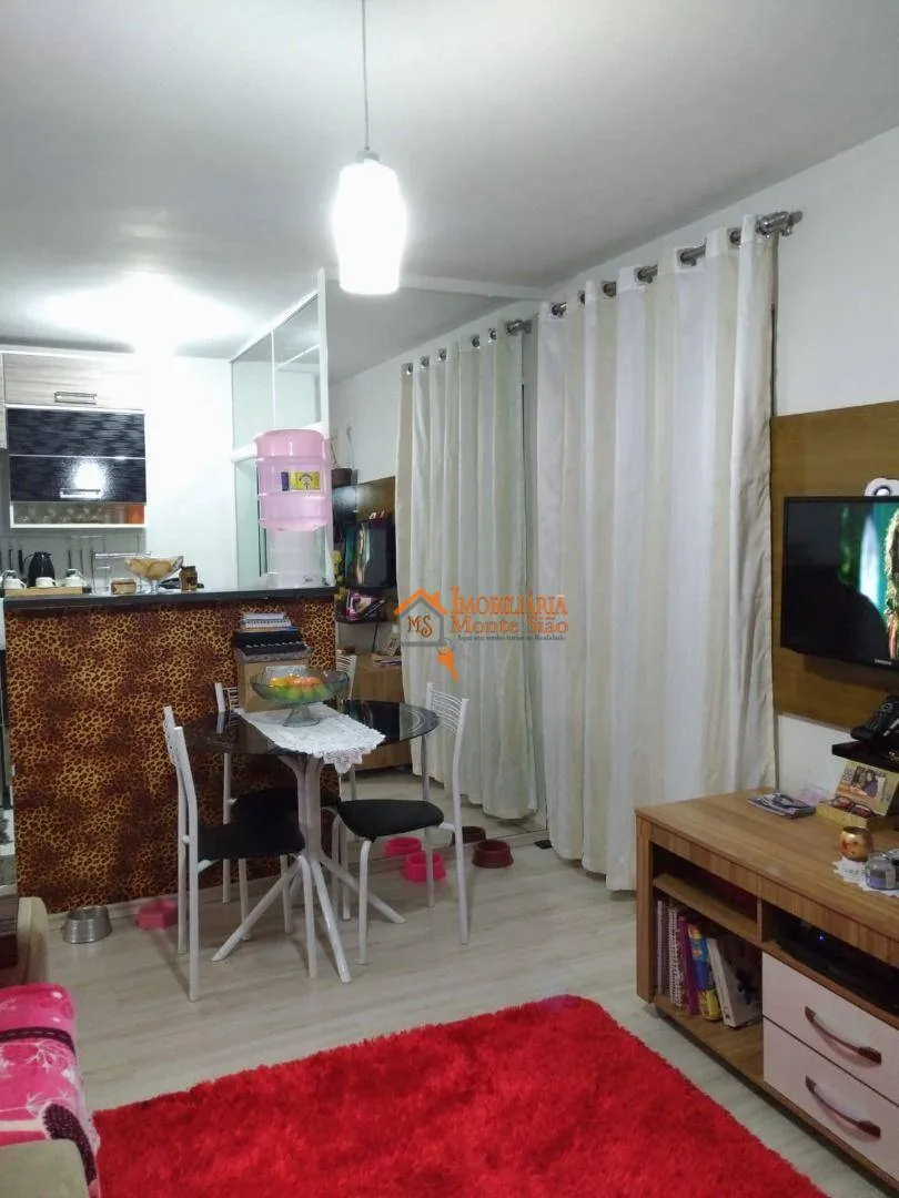 Foto do imóvel Apartamento com 2 dormitórios à venda, 45 m² por R$ 245.000,00 - Água Chata - Guarulhos/SP