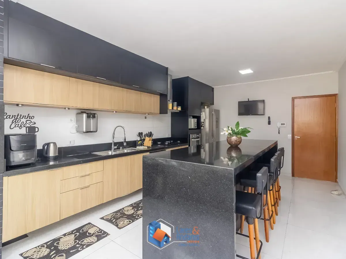 Imagem Sobrado para venda em City Recanto Anastácio com 3 quartos, sendo 3 suítes, 158m²