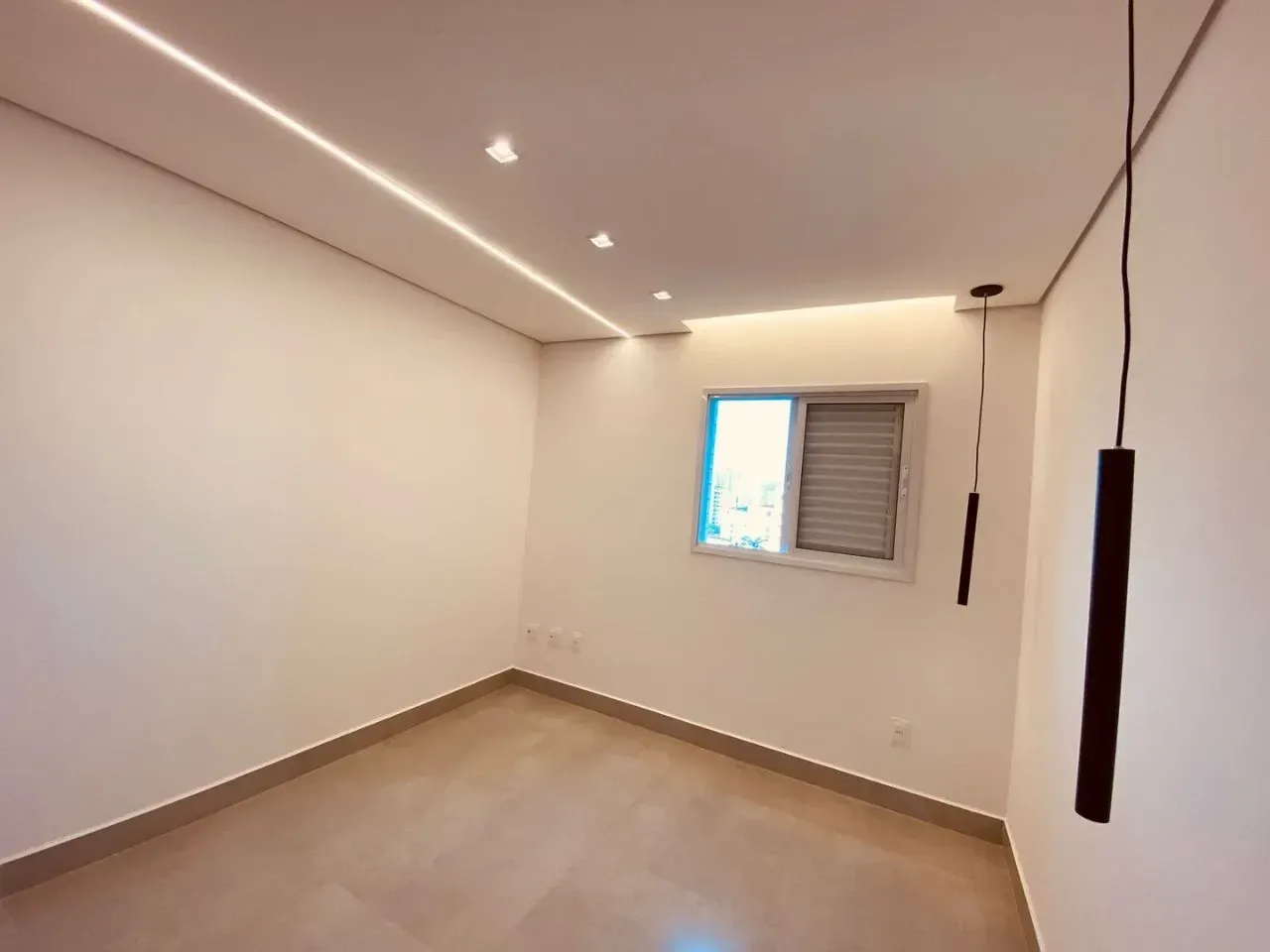 Imagem Apartamento com 2 Quartos à Venda ou Locação, 56 m² em Macuco - Santos