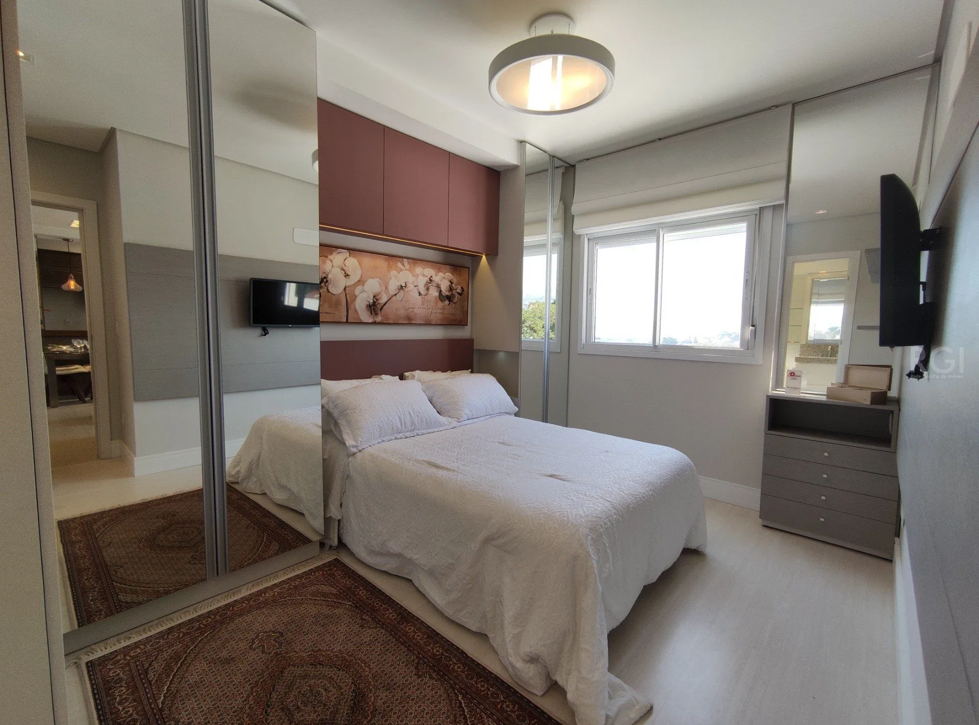 Imagem Apartamento para Venda - 68.11m², 3 dormitórios, sendo 1 suites, 2 vagas - Santo Antonio