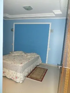 Imagem Imperdível Sobrado à Venda em Santo André-SP, Jardim Las Vegas: 3 quartos, 1 suíte, 4 banheiros, 8 vagas de garagem, 220m².
