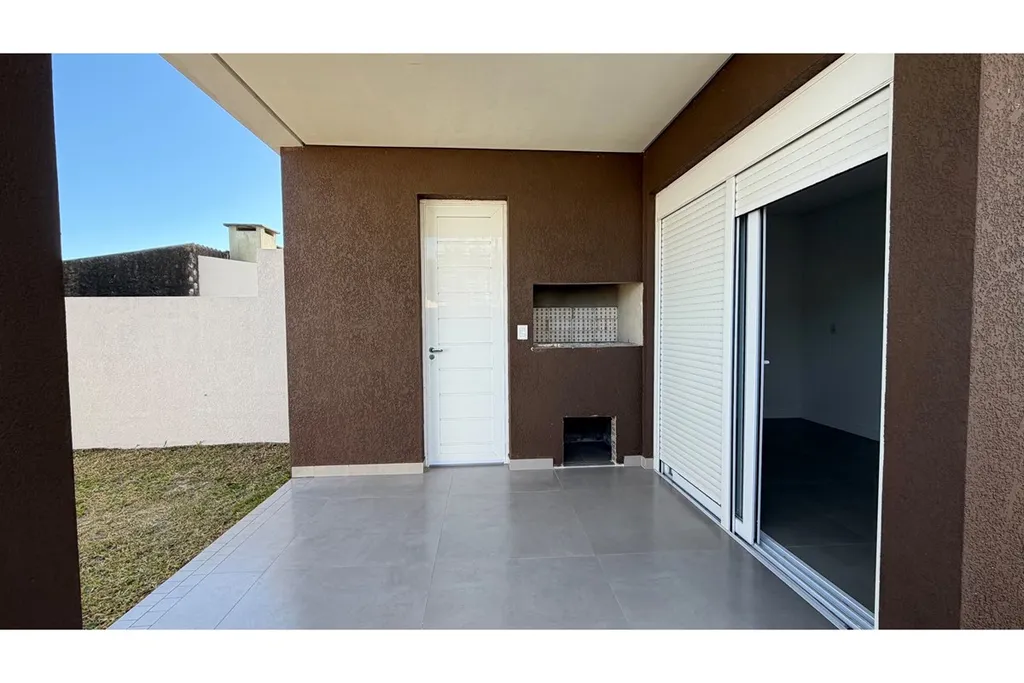 Imagem Casa à venda em Xangri-Lá, Centro, com 3 quartos, 123,78m2