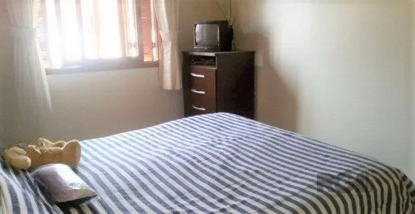 Imagem Casa em condomínio no Partenon de 3 dormitórios e vaga
