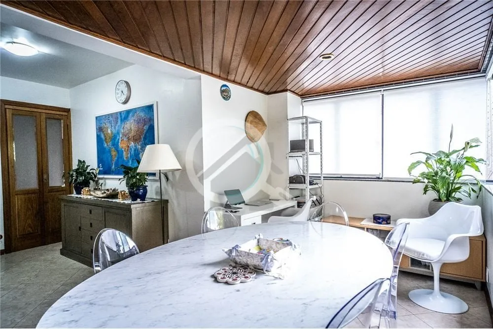 Imagem Um belo apartamento, localizado na parte alta da Lucas de oliveira. Fachada com Ã³timo acabamento, Ã...